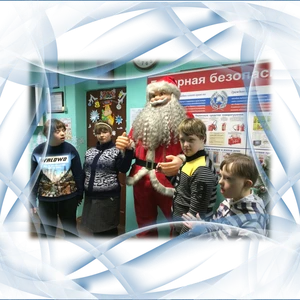 Школа погружается в Новогоднюю сказку.