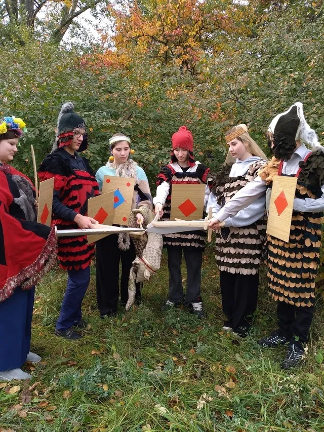 «ЛЮБИМ РОДИНУ, ГОРДИМСЯ ЕЙ»