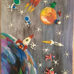 Творческие работы обучающихся с ТМНР, в том числе с РАС, ко дню космонавтики