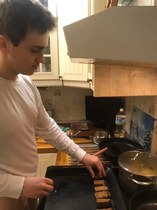 А жизнь продолжается!