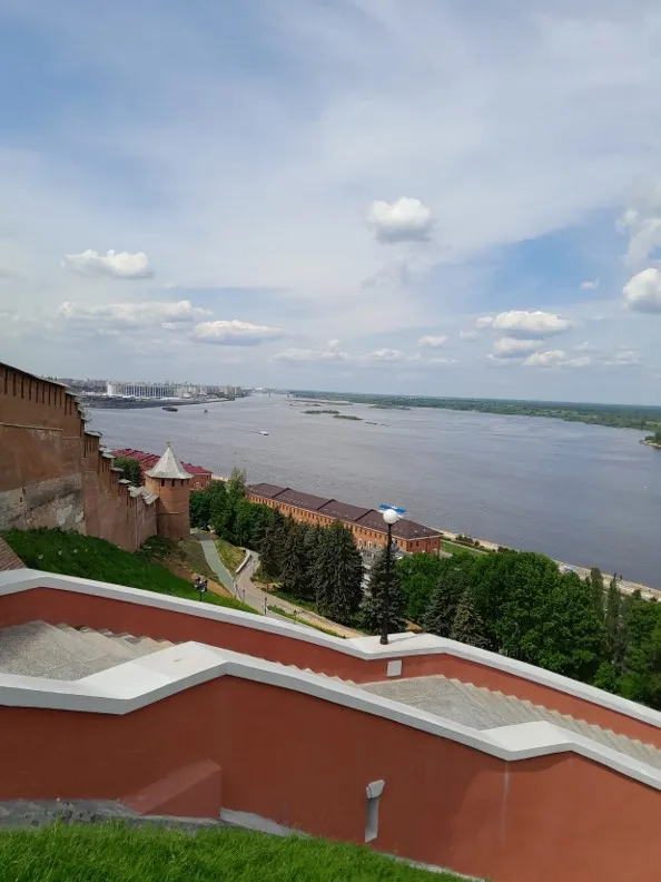 "Экскурсия по территории Нижегородского кремля"