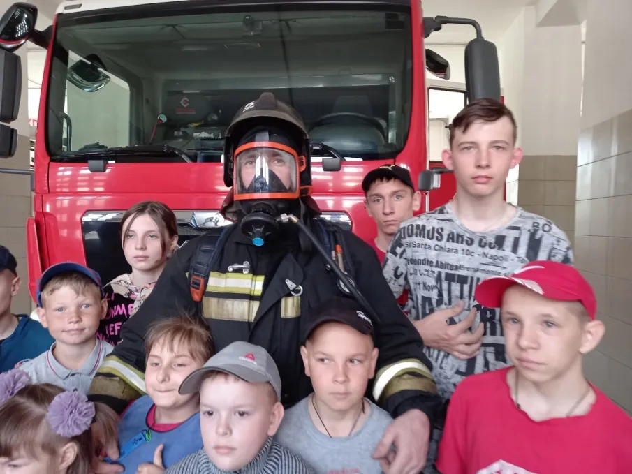 «В ГОСТЯХ У ПОЖАРНЫХ»